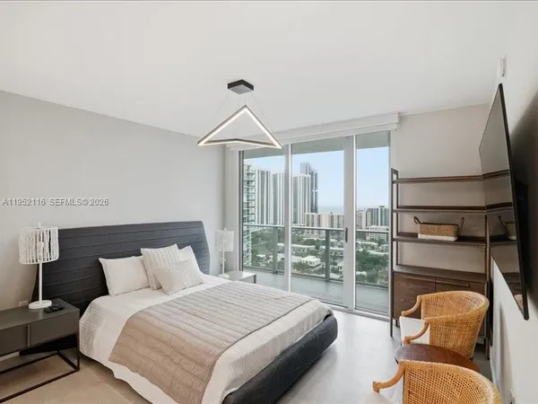 $20,000 | 330 Sunny Isles Boulevard, Unit 52404, Sunny Isles Beach, FL 33160