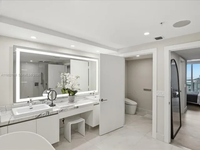 $16,000 | 330 Sunny Isles Boulevard, Unit 52404, Sunny Isles Beach, FL 33160