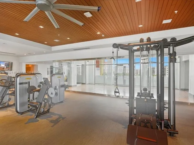 $16,000 | 330 Sunny Isles Boulevard, Unit 52404, Sunny Isles Beach, FL 33160