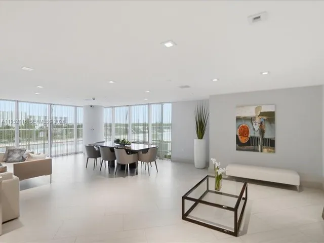 $16,000 | 330 Sunny Isles Boulevard, Unit 52404, Sunny Isles Beach, FL 33160