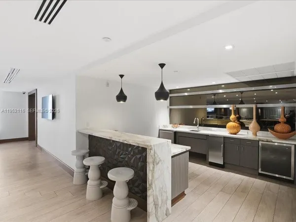 $20,000 | 330 Sunny Isles Boulevard, Unit 52404, Sunny Isles Beach, FL 33160