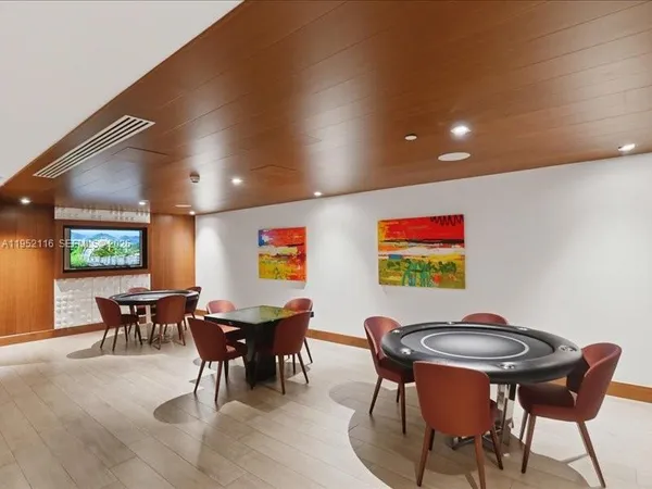 $20,000 | 330 Sunny Isles Boulevard, Unit 52404, Sunny Isles Beach, FL 33160
