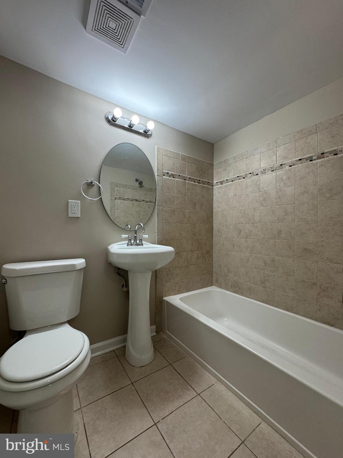 3815 Swann Road, Unit T2 Suitland, MD 20746 - Photo 6 of 8 HALLWAY BATHROOM