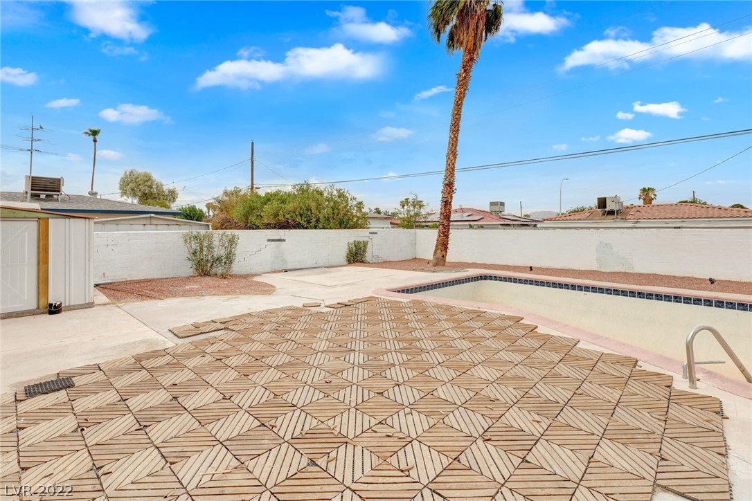 2217 Santa Rosa Drive Las Vegas, NV 89104 - Photo 24 of 28