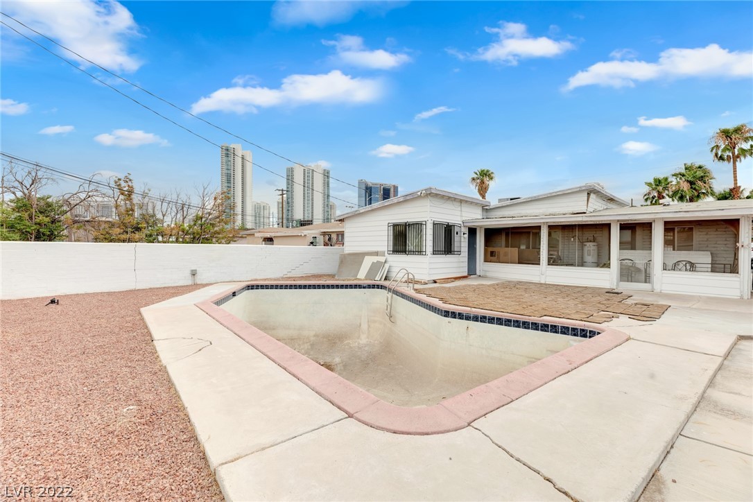 2217 Santa Rosa Drive Las Vegas, NV 89104 - Photo 26 of 28