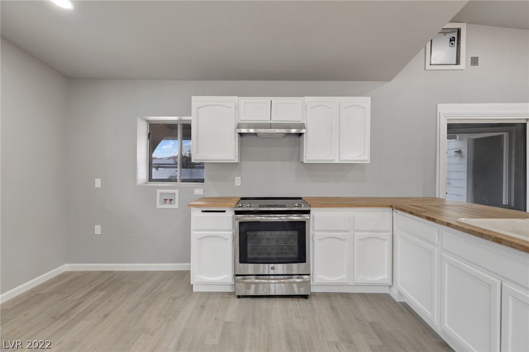 2217 Santa Rosa Drive Las Vegas, NV 89104 - Photo 9 of 28