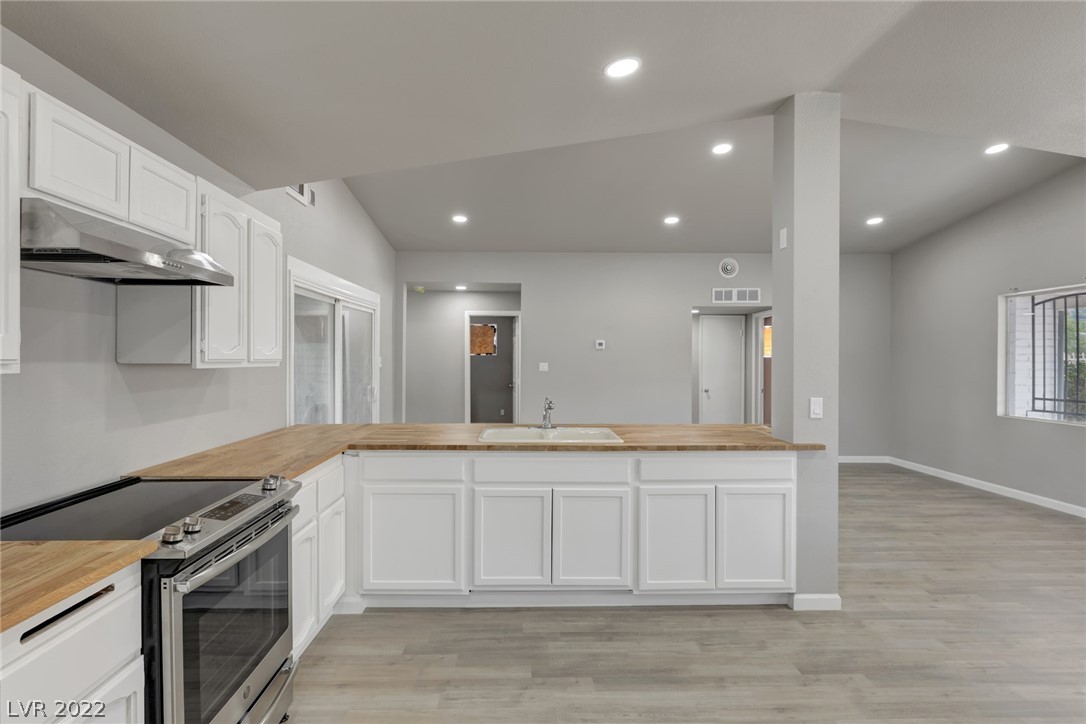 2217 Santa Rosa Drive Las Vegas, NV 89104 - Photo 10 of 28