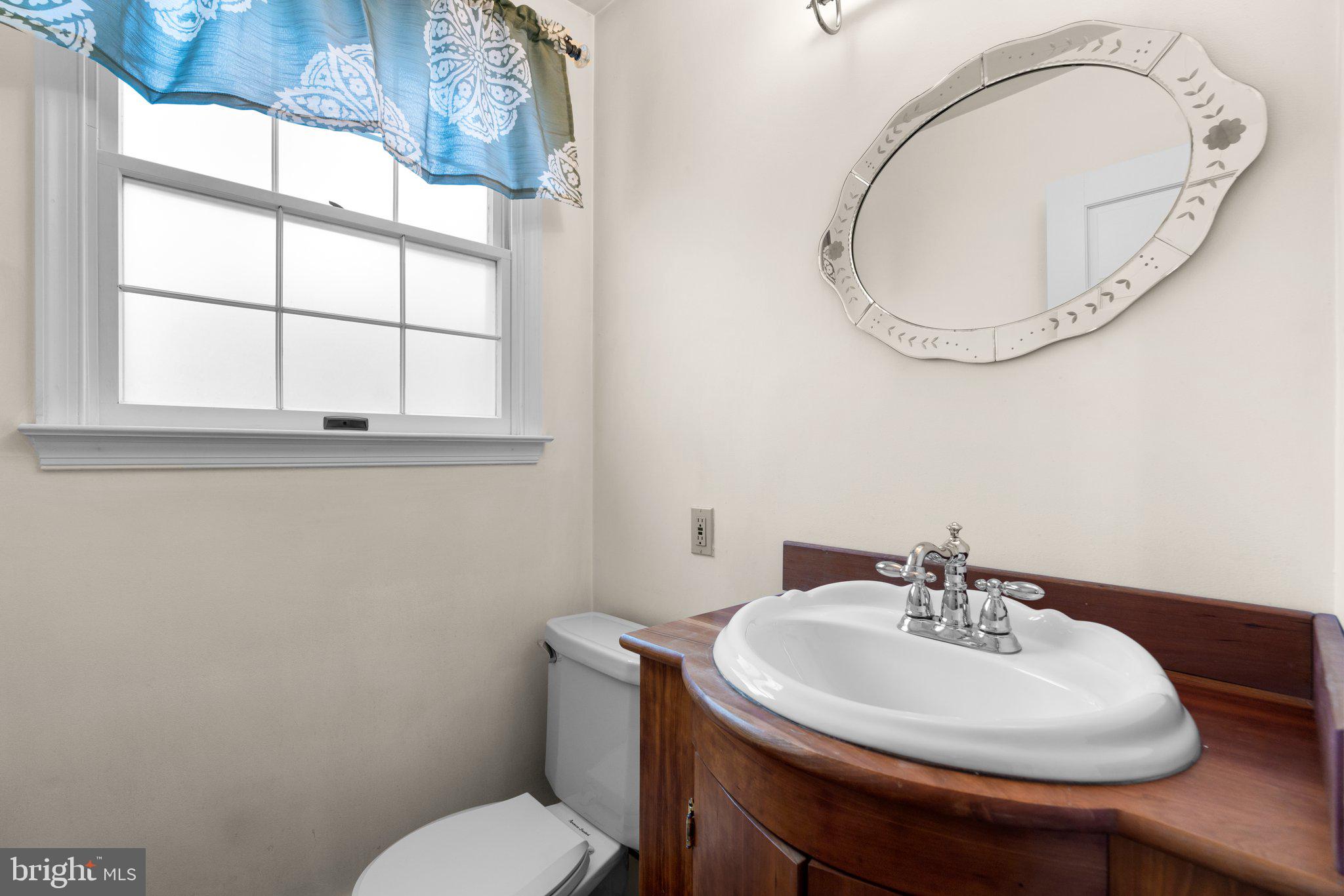 7908 Brooklyn Bridge Road Laurel, MD 20707 - Photo 15 of 55 HOME OFFICE HALF BATH