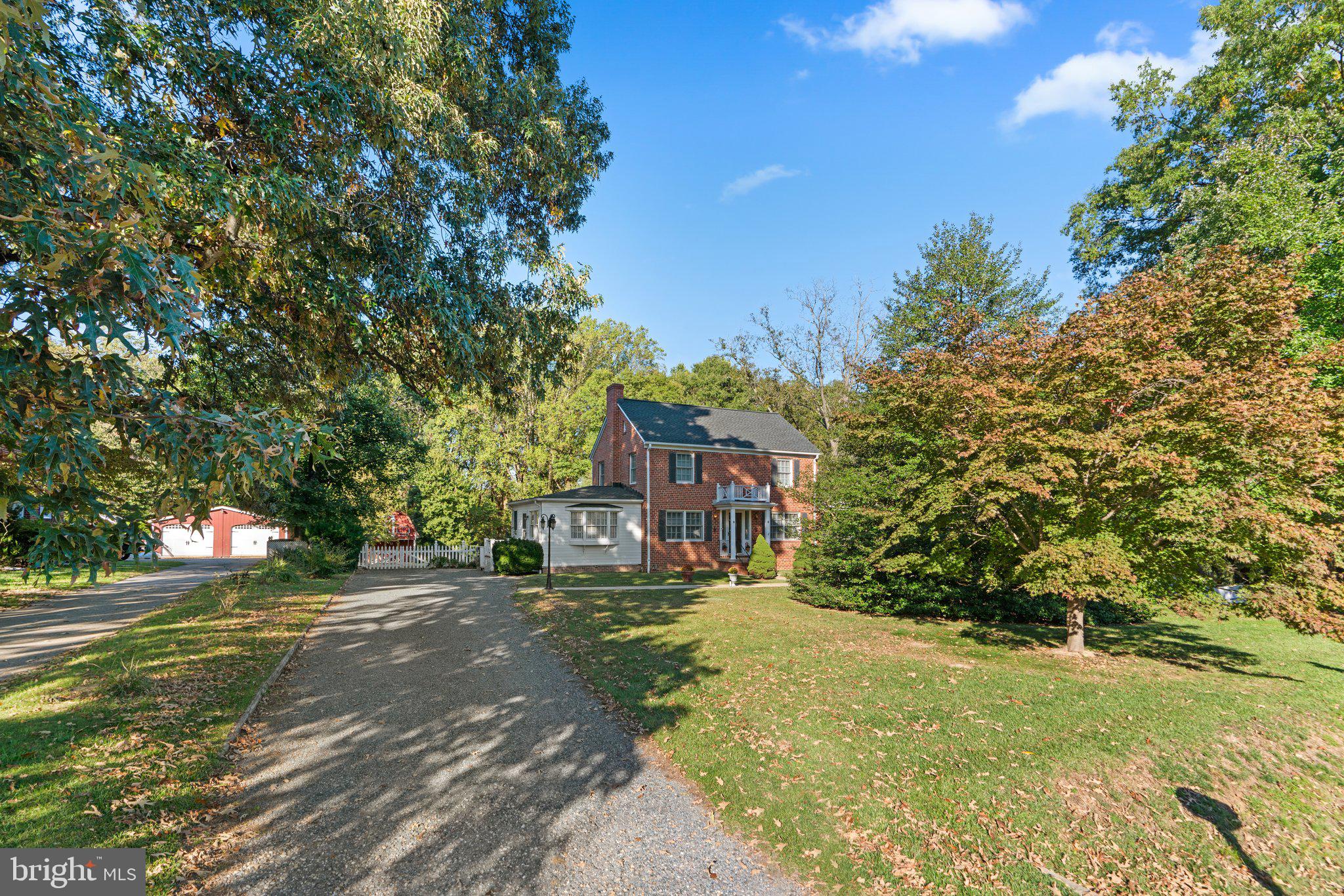 7908 Brooklyn Bridge Road Laurel, MD 20707 - Photo 3 of 55 Driveway more than 100 feet x 15ft in front yard.