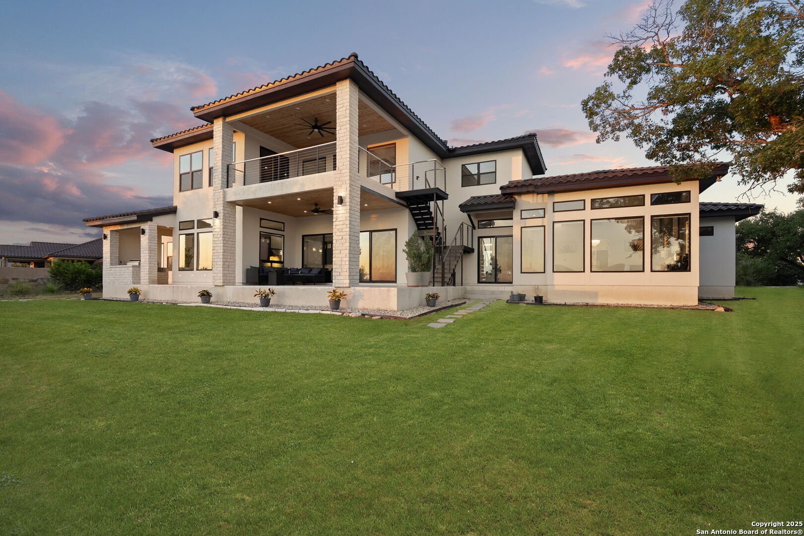 1178 Mystic Parkway Spring Branch, TX 78070 - Photo 44 of 62 front view of a house with a yard
