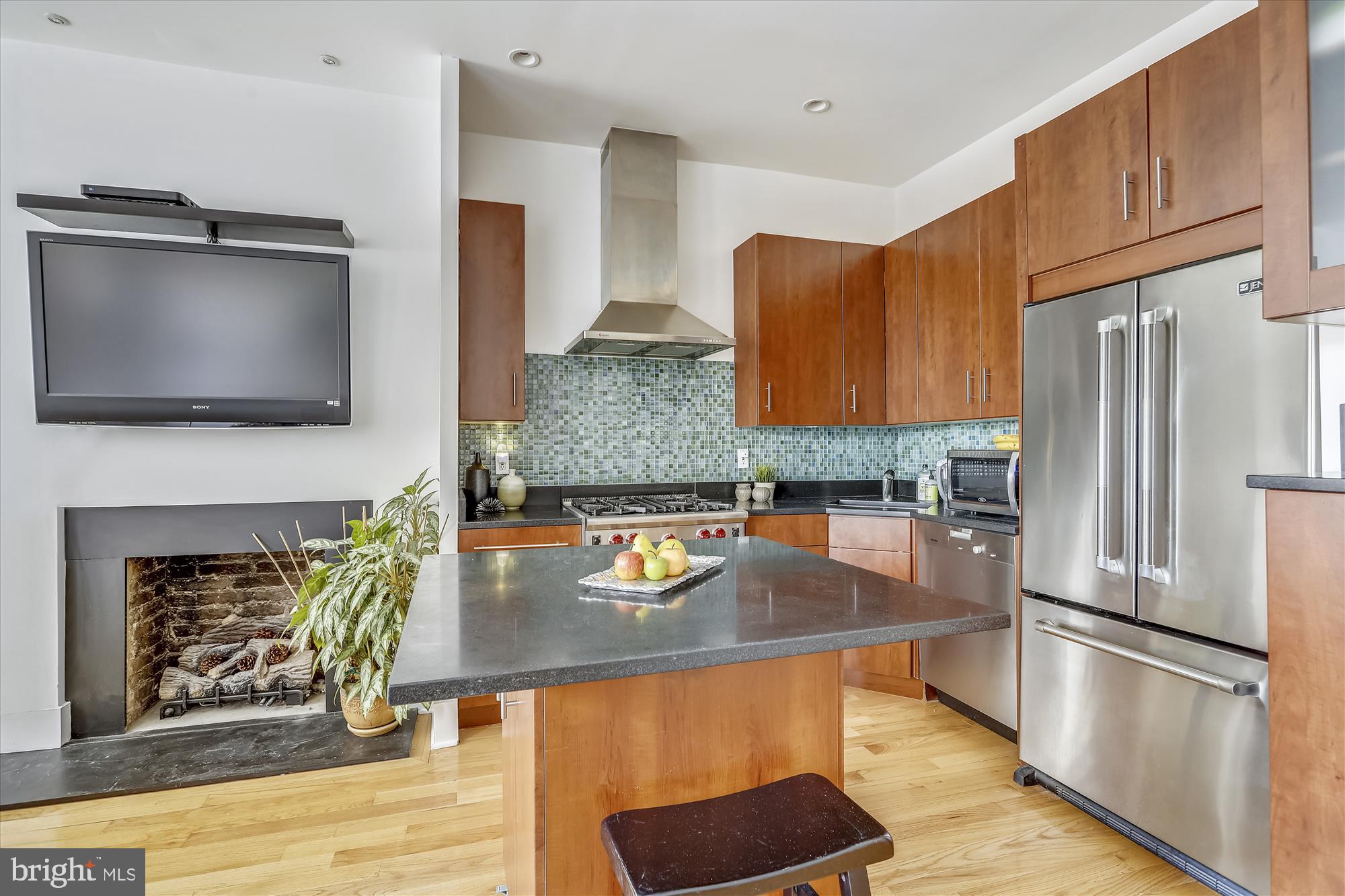 1806 Kalorama Road Northwest, Unit 3 Washington, DC 20009 - Photo 5 of 23