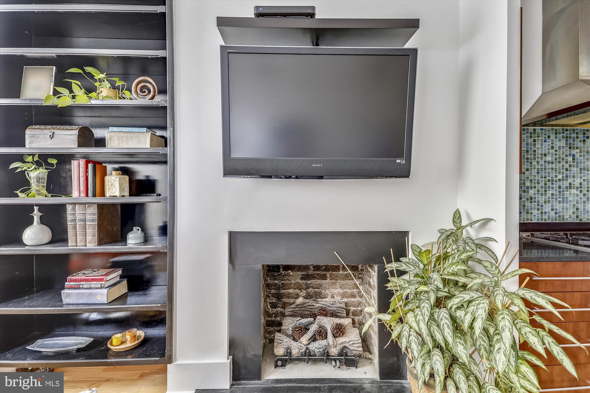 1806 Kalorama Road Northwest, Unit 3 Washington, DC 20009 - Photo 10 of 23