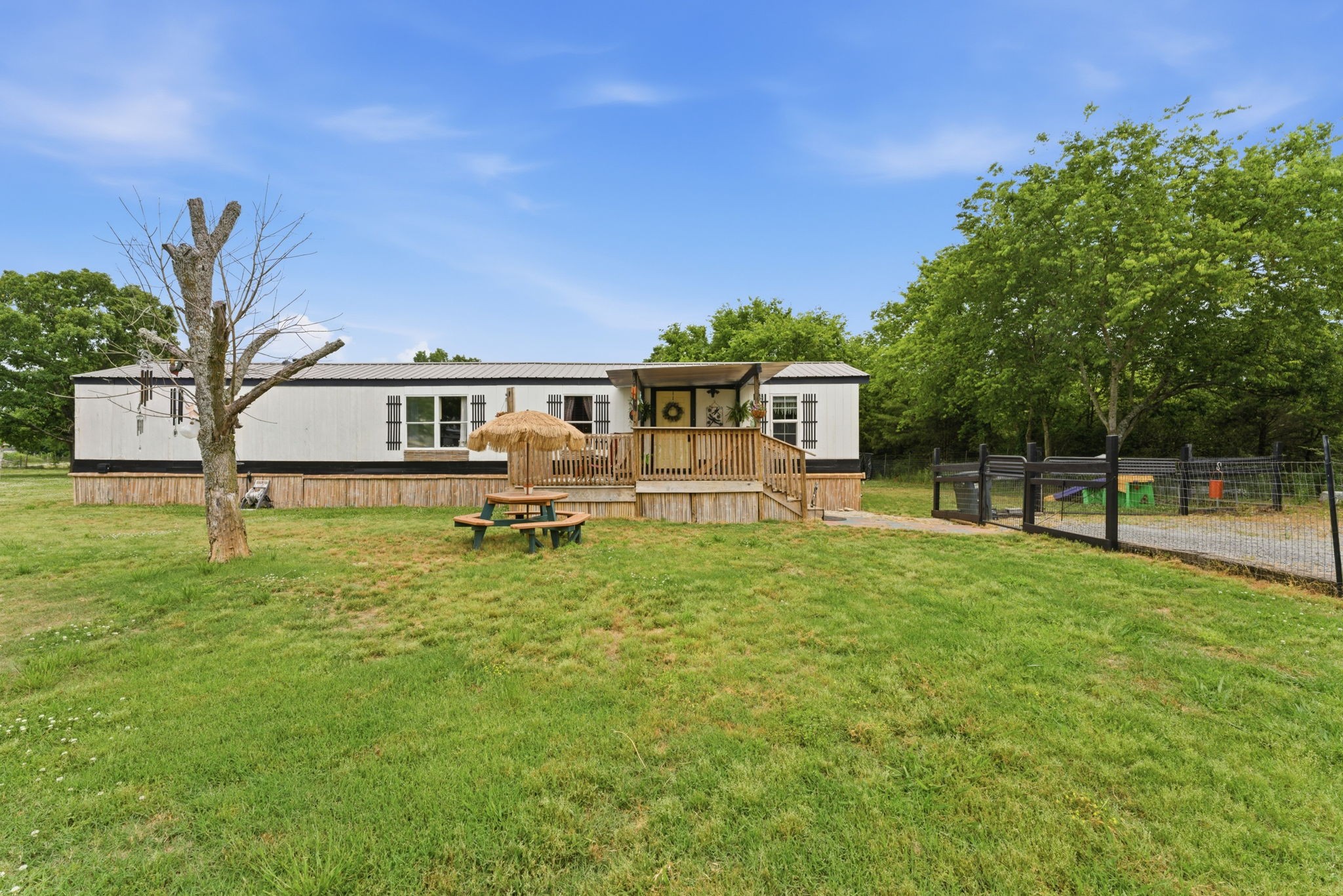 3002 Sims Road Shelbyville, TN 37160 - Photo 2 of 24