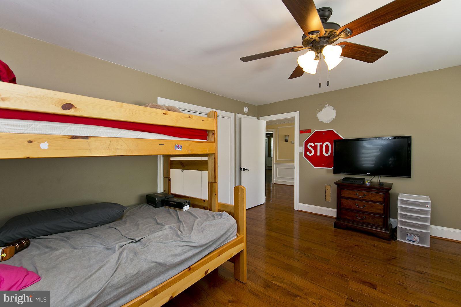1176 Perry Road Winchester, VA 22602 - Photo 23 of 30 Bedroom 3