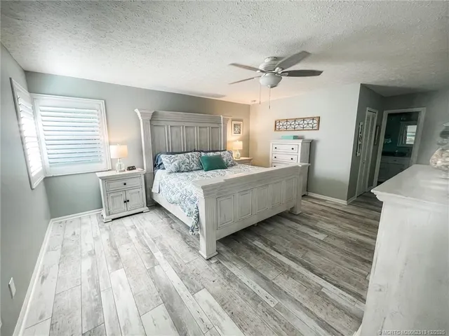 $599,000 | 434 Northeast Acacia Place, Jensen Beach, FL 34957