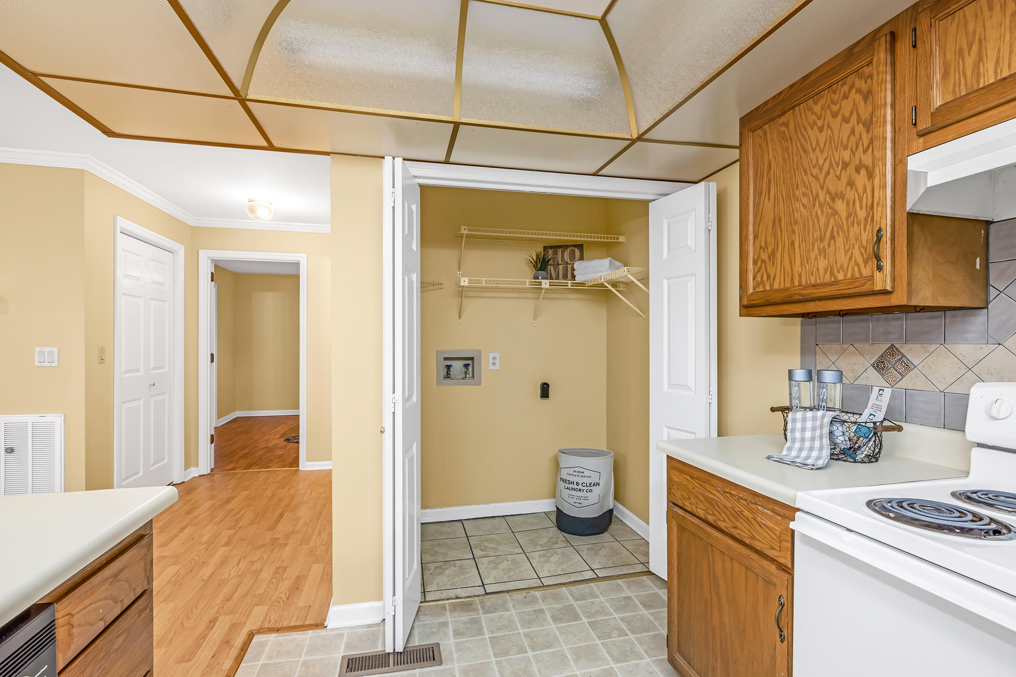 561 Winterview Lane Chattanooga, TN 37409 - Photo 11 of 24 Kitchen and Laundry