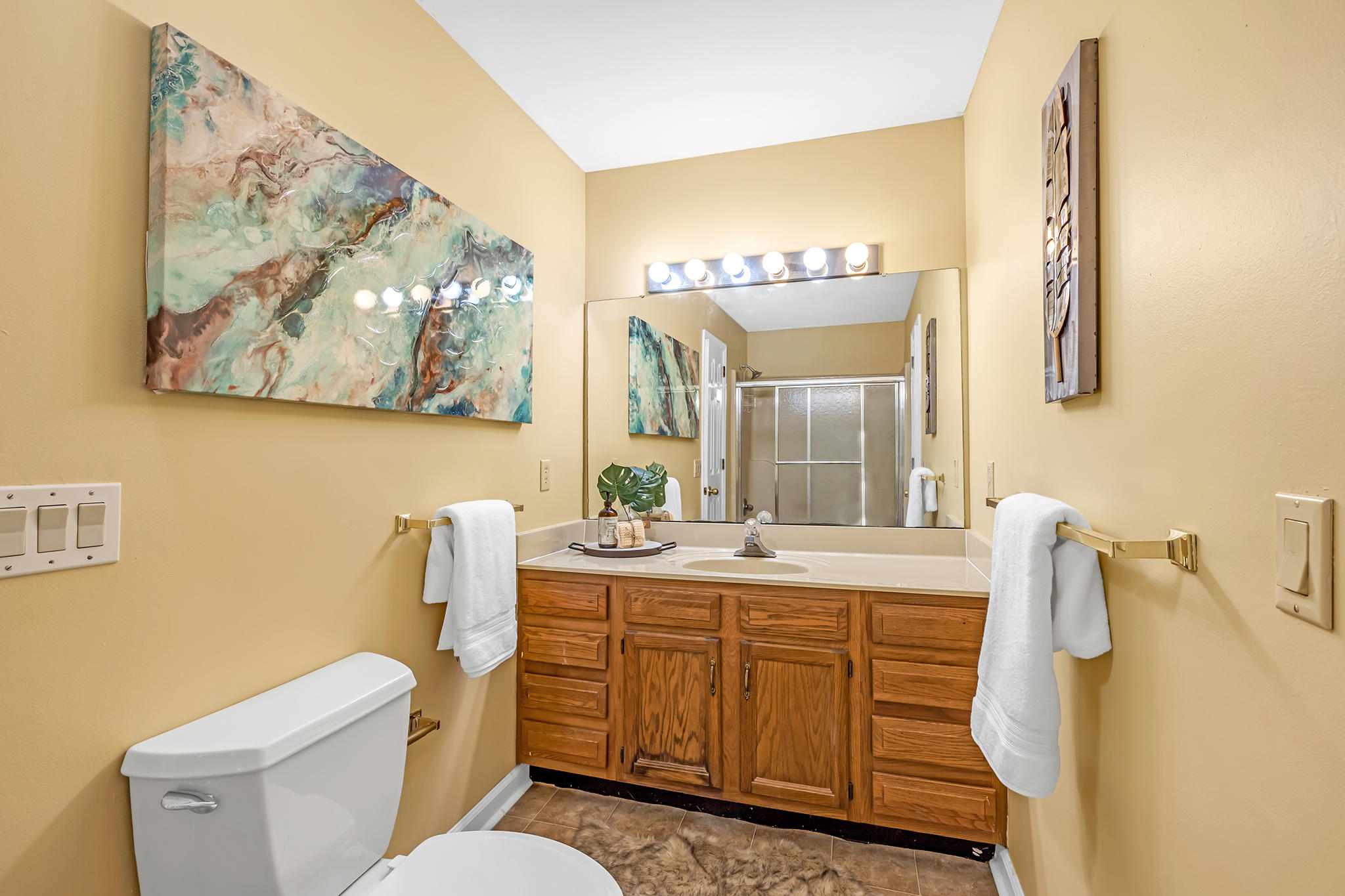 561 Winterview Lane Chattanooga, TN 37409 - Photo 15 of 24 Full Bath