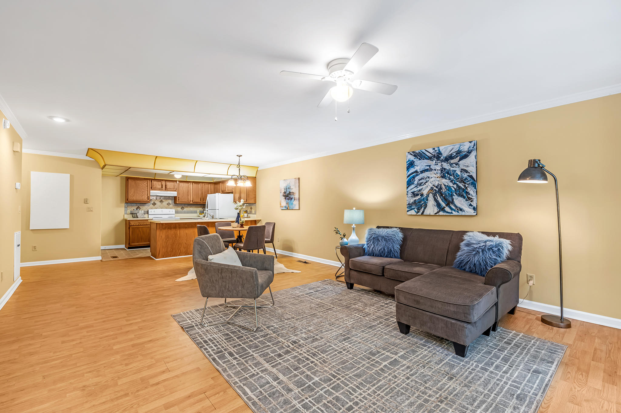 561 Winterview Lane Chattanooga, TN 37409 - Photo 6 of 24 Open Living Area