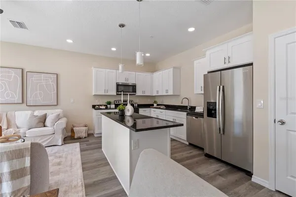 $325,000 | 4346 Cambio Gdns Court, Tampa, FL 33610