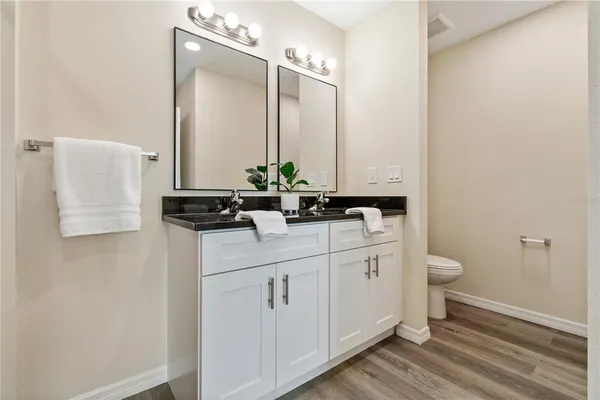 $325,000 | 4346 Cambio Gdns Court, Tampa, FL 33610