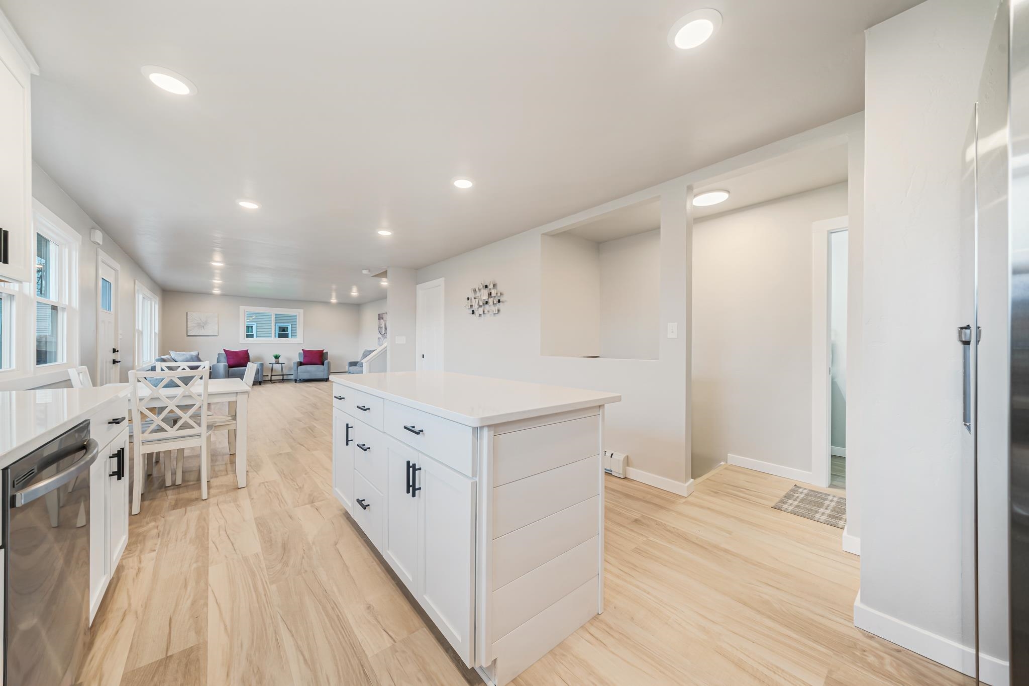 4607 West Capitol Drive Appleton, WI 54913 - Photo 5 of 59