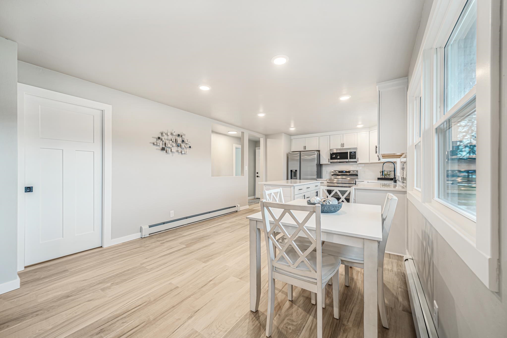 4607 West Capitol Drive Appleton, WI 54913 - Photo 9 of 59