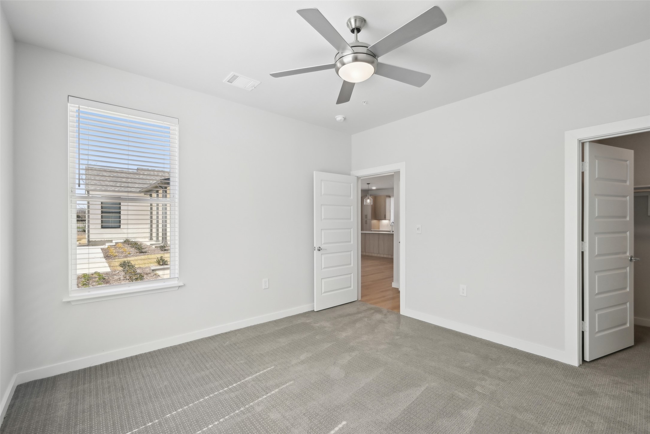 3651-314 South Custer Road McKinney, TX 75070 - Photo 13 of 25 a view of an empty room with a window