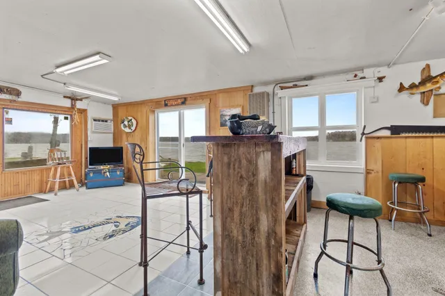 $529,900 | W2138 Melmar Drive, Markesan, WI 53946