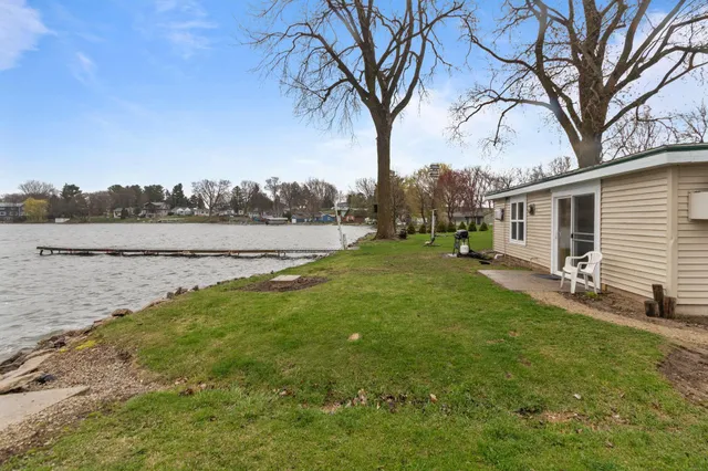 $529,900 | W2138 Melmar Drive, Markesan, WI 53946