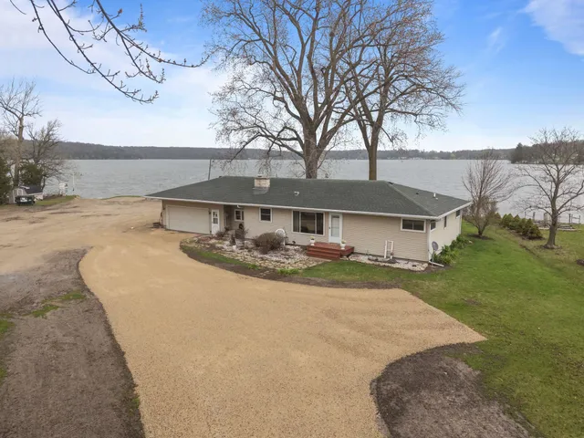 $529,900 | W2138 Melmar Drive, Markesan, WI 53946