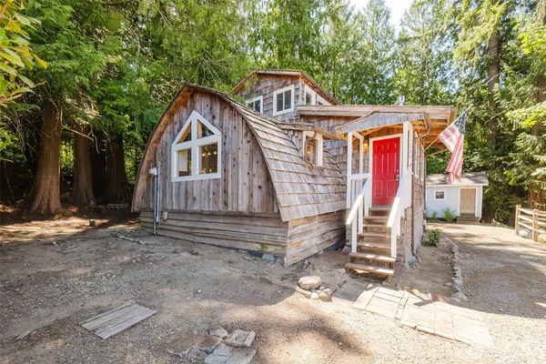 $250,000 | 150 East Cedar Street, Belfair, WA 98528