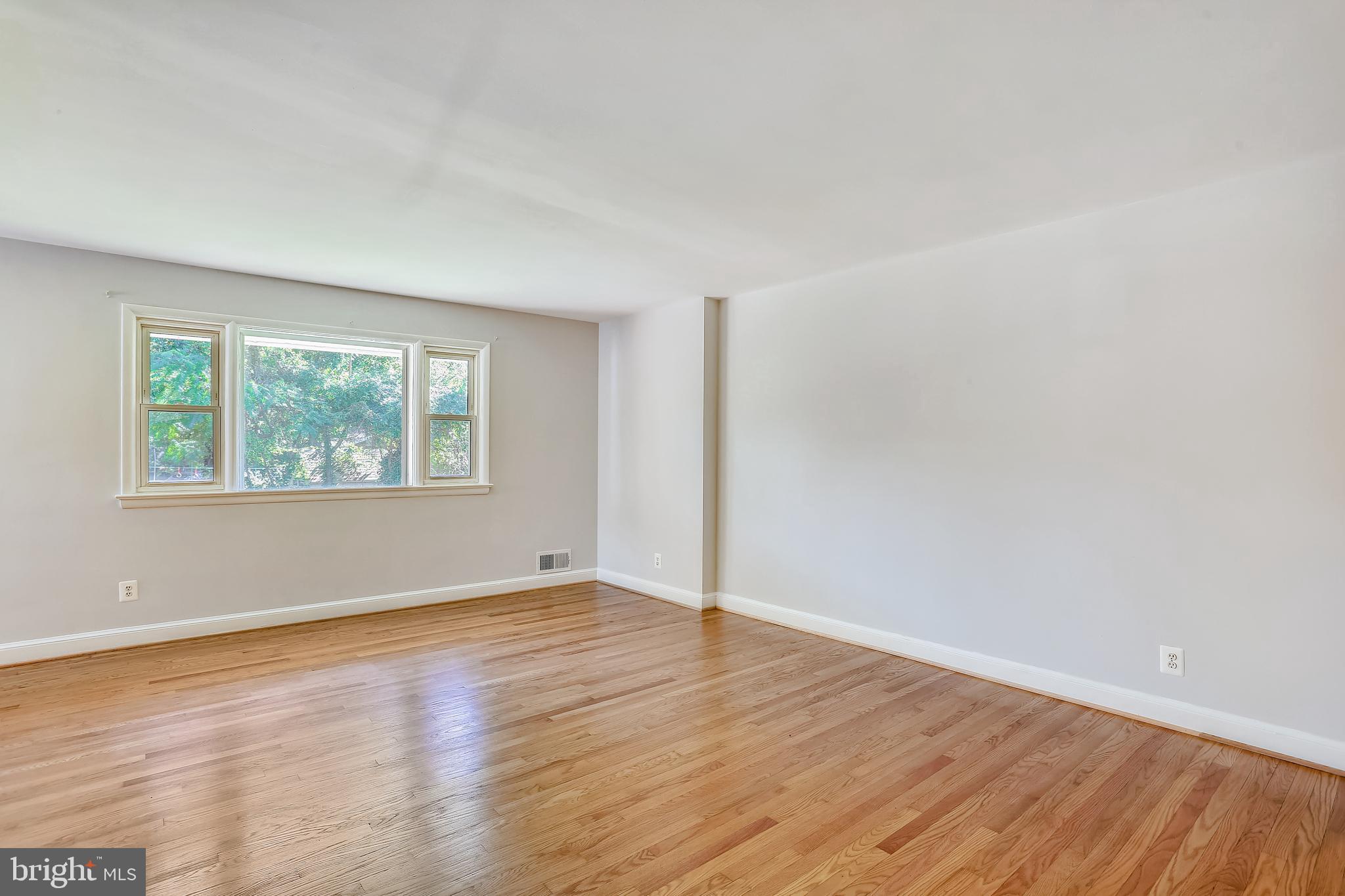 1704 Franwall Avenue Silver Spring, MD 20902 - Photo 14 of 93 Gallery Image 14