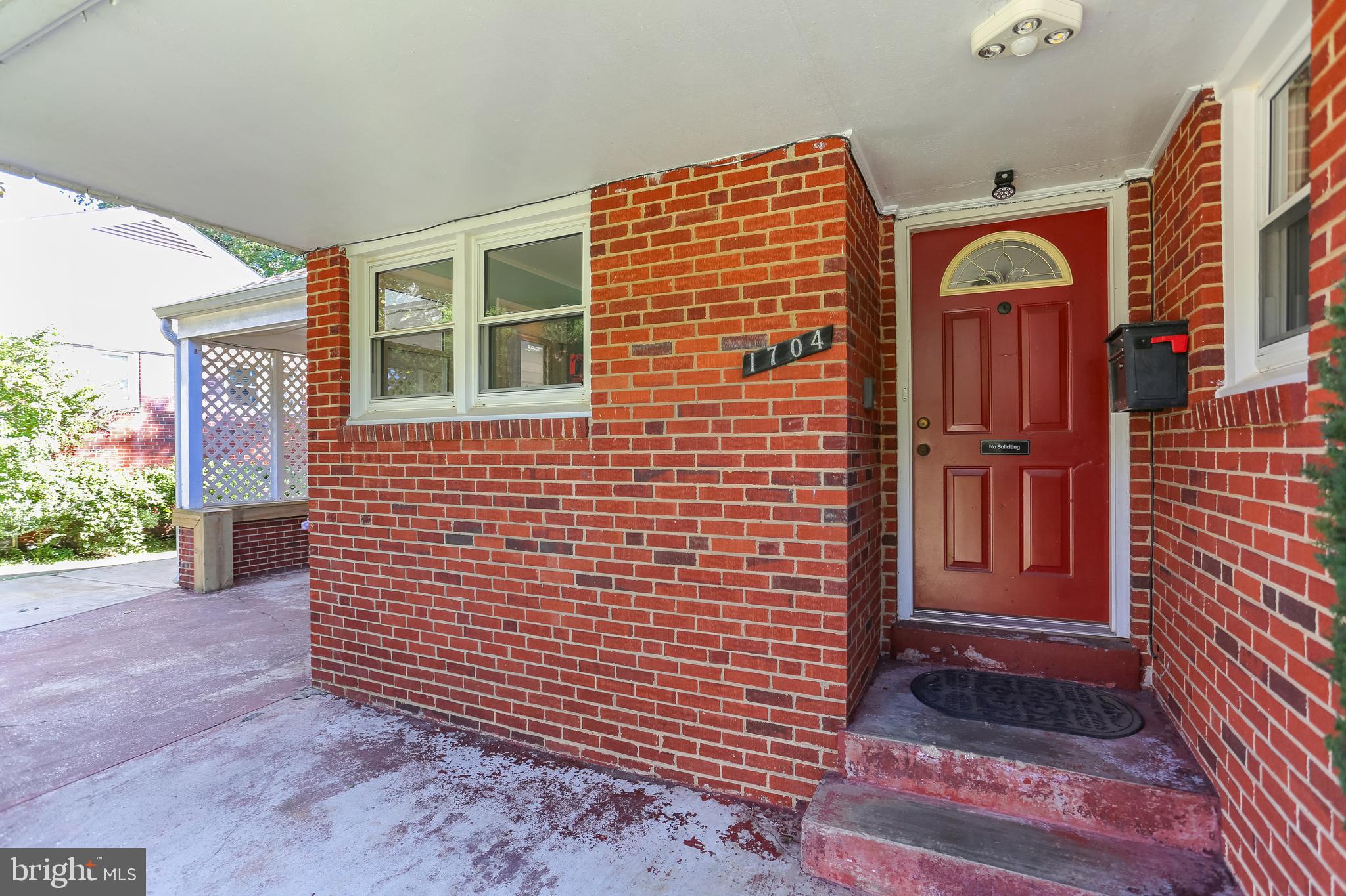 1704 Franwall Avenue Silver Spring, MD 20902 - Photo 3 of 93 Gallery Image 3