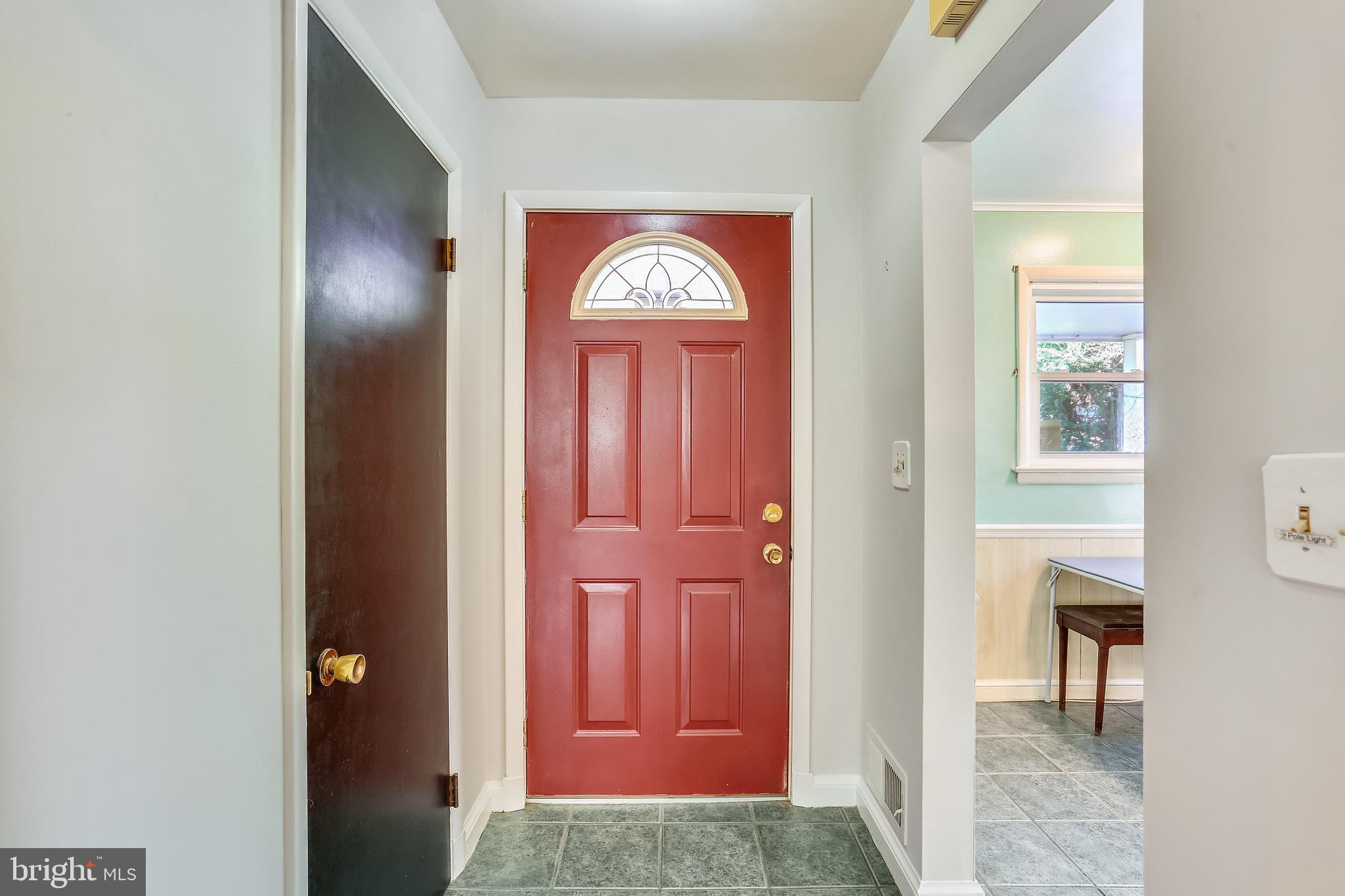 1704 Franwall Avenue Silver Spring, MD 20902 - Photo 5 of 93 Gallery Image 5