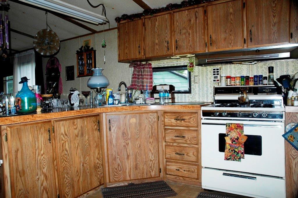 27 Tropical Fish Road Canaan, ME 04924 - Photo 3 of 12 Kitchen