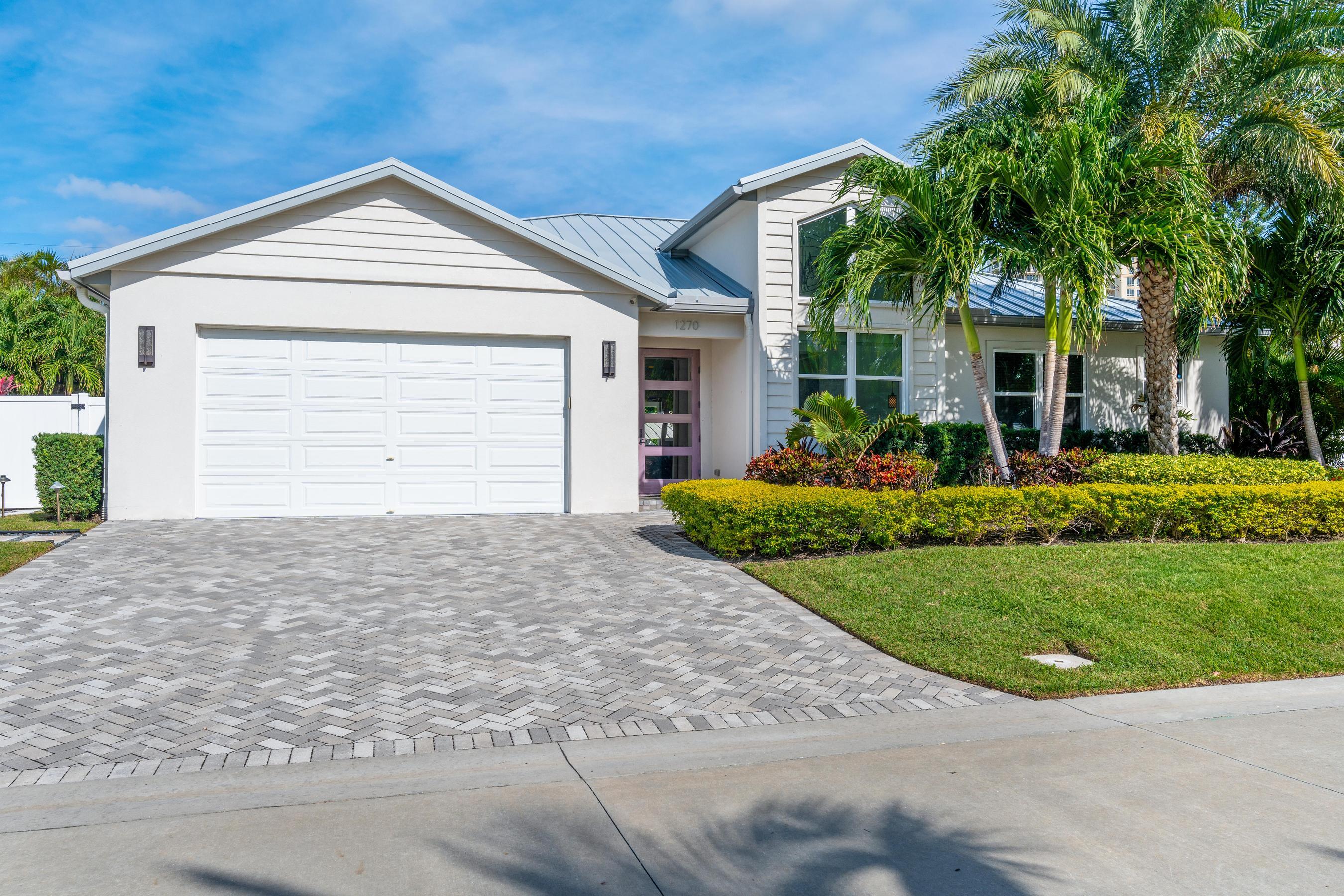 1270 Singer Drive Riviera Beach, FL 33404 - Photo 5 of 29 A7402414