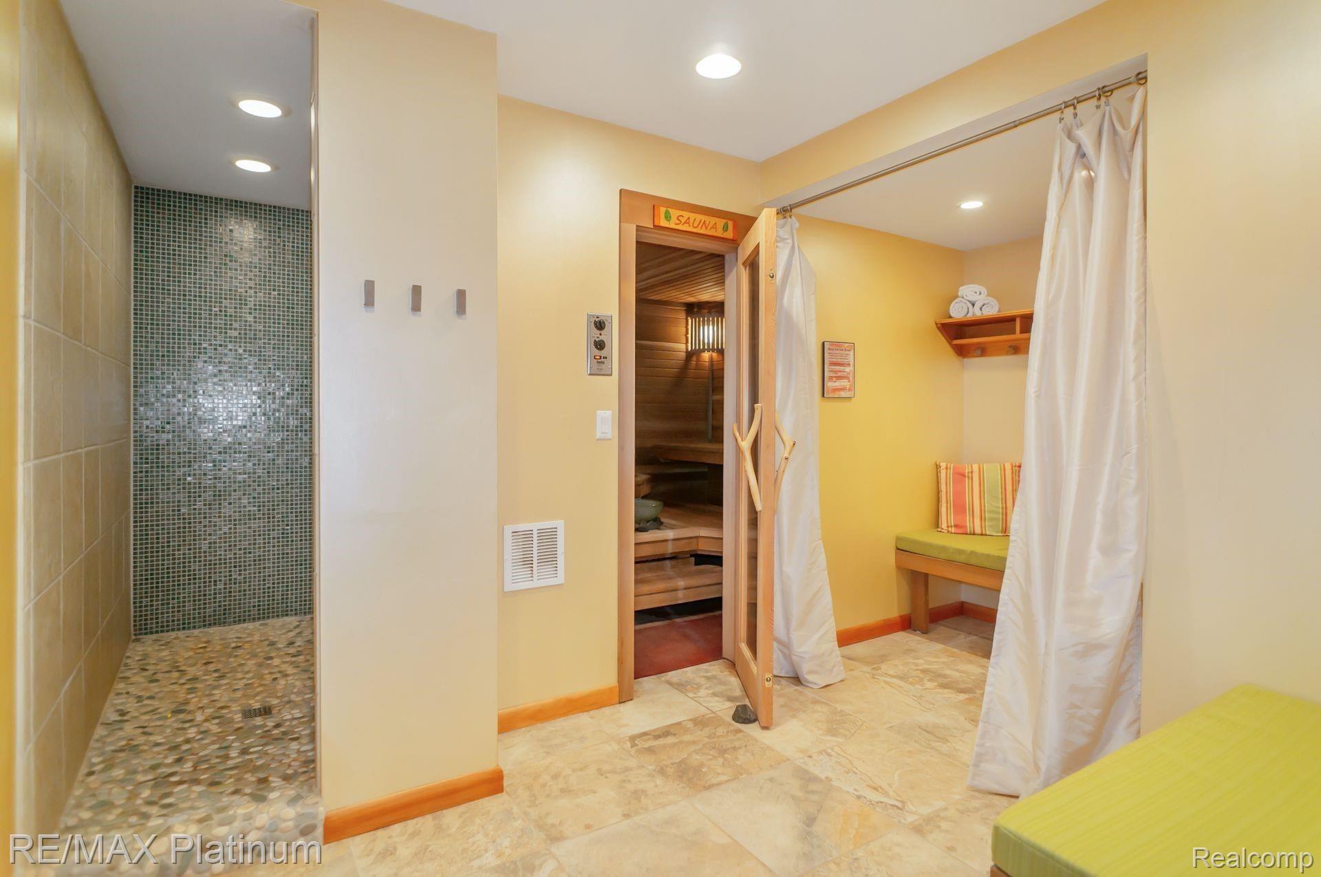 7602 Sheldon Road Whitmore Lake, MI 48189 - Photo 29 of 42 29.jpg