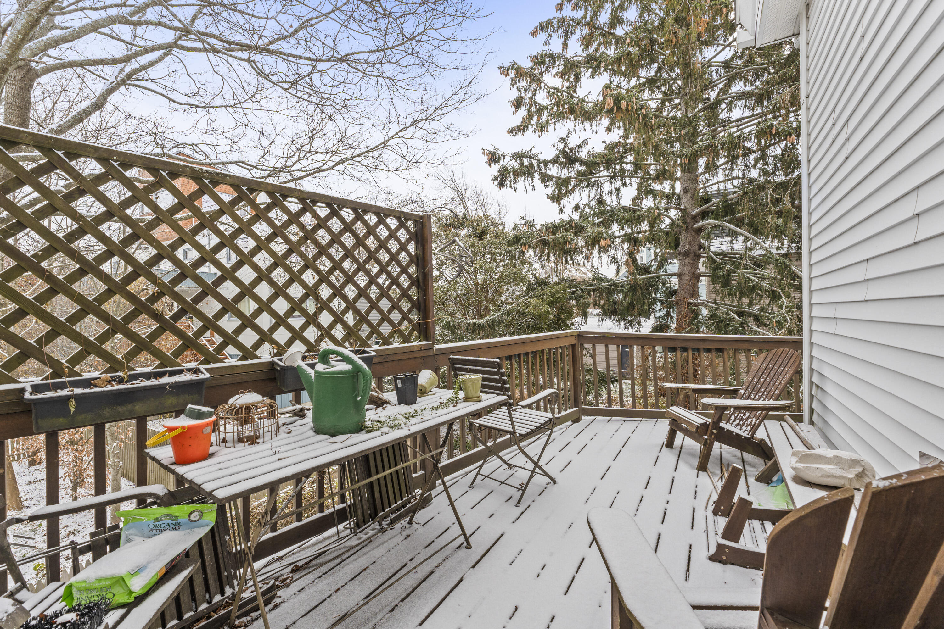 64-66 Melbourne Street Portland, ME 04101 - Photo 29 of 61 Second Floor Deck