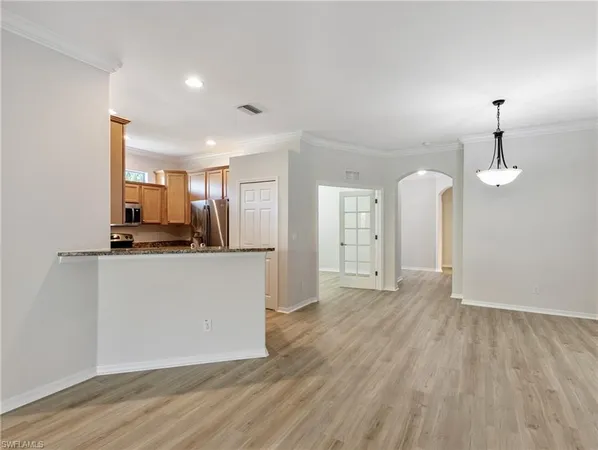 $359,500 | 21311 Bella Terra Boulevard, Estero, FL 33928