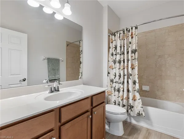 $359,500 | 21311 Bella Terra Boulevard, Estero, FL 33928