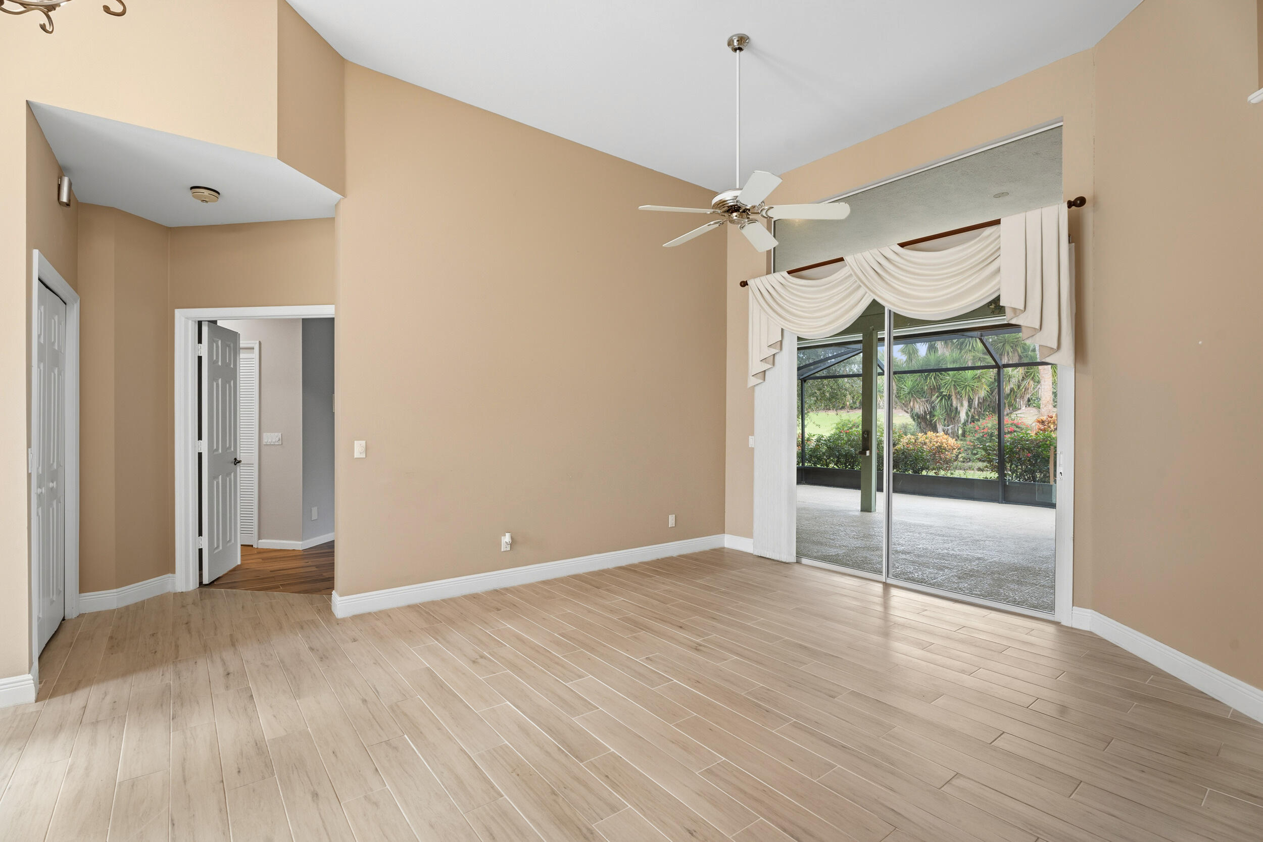 6581 Southeast Baltusrol Terrace Stuart, FL 34997 - Photo 11 of 48 17_smg08522