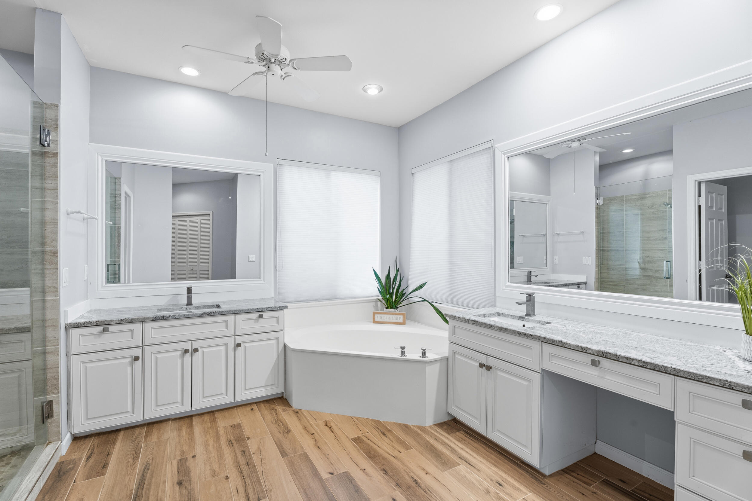 6581 Southeast Baltusrol Terrace Stuart, FL 34997 - Photo 15 of 48 21_smg08542