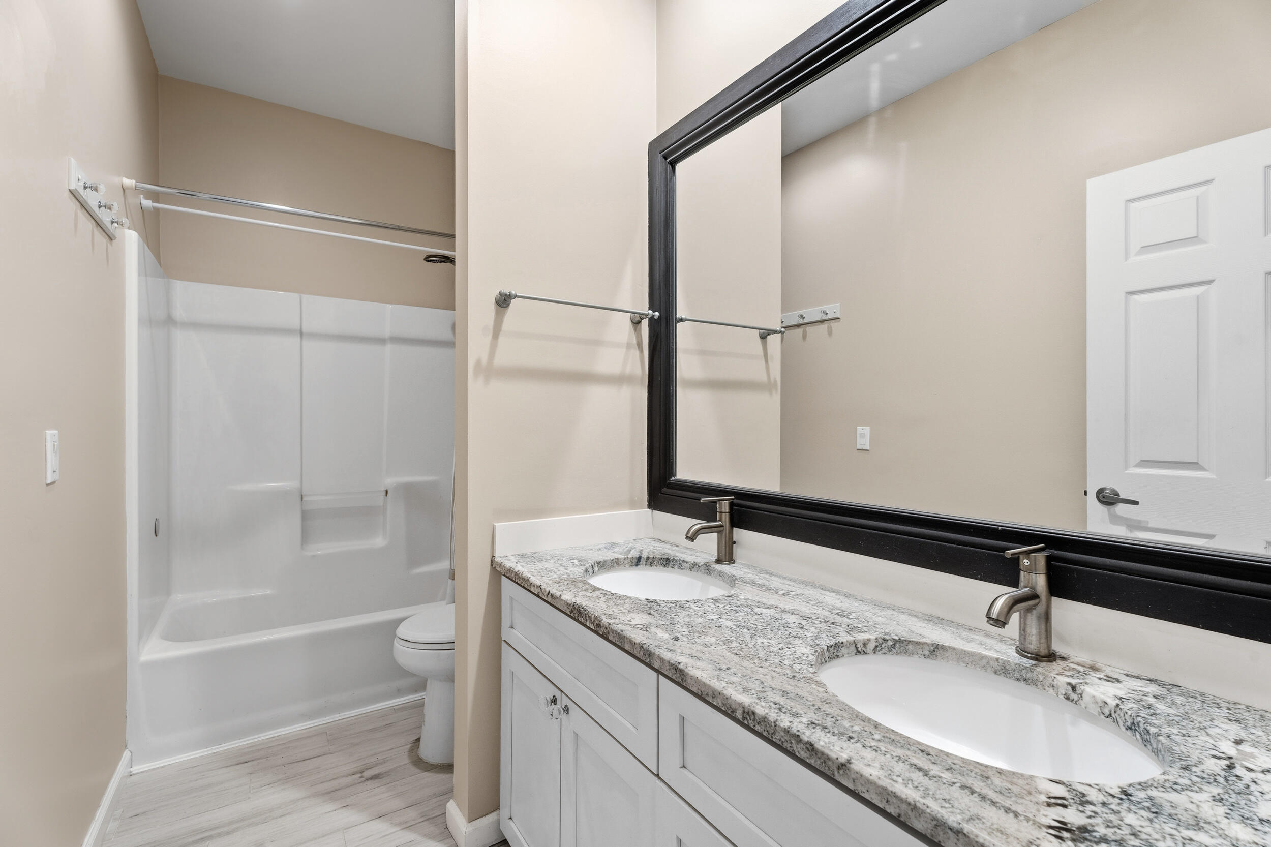 6581 Southeast Baltusrol Terrace Stuart, FL 34997 - Photo 22 of 48 29_smg08582