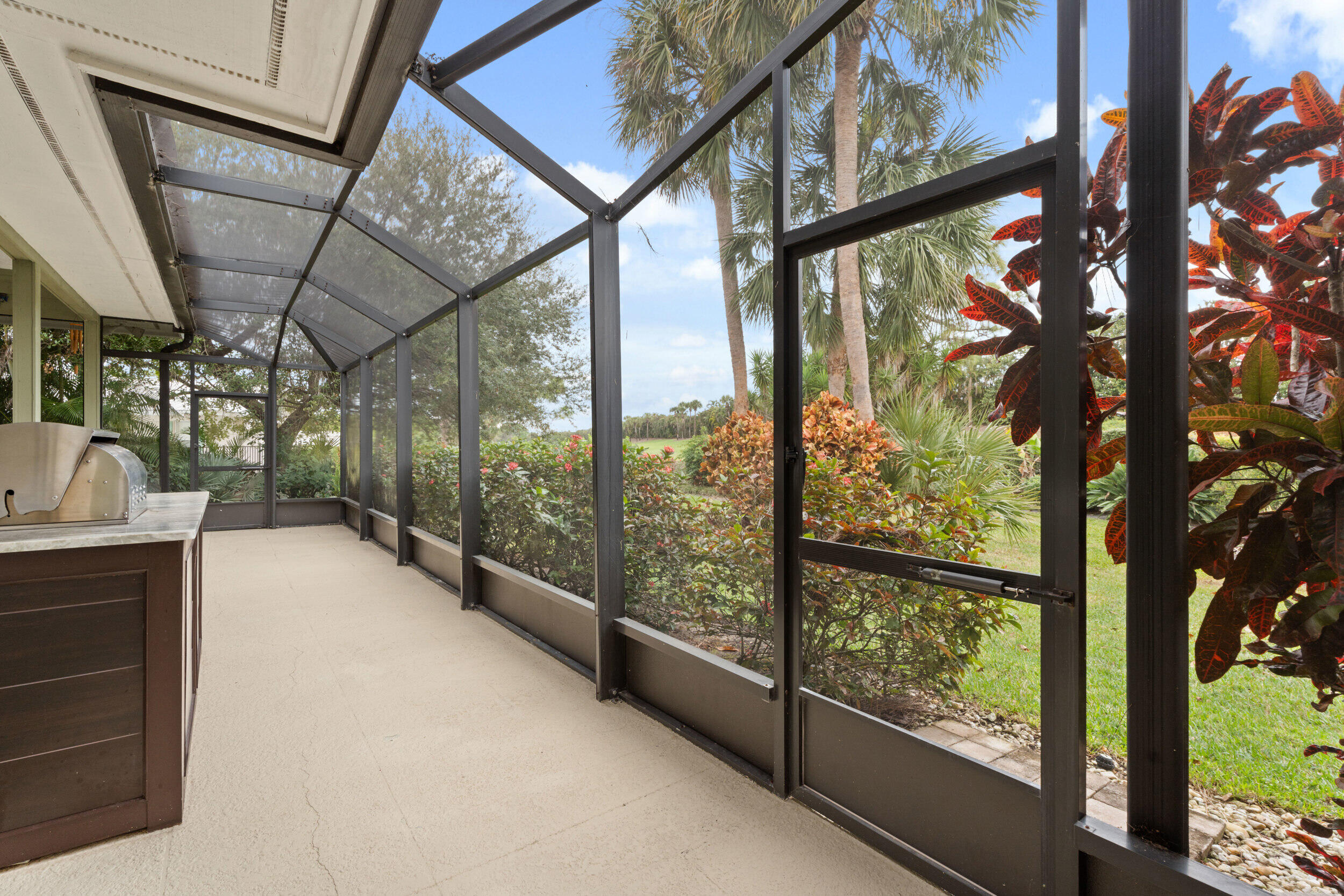 6581 Southeast Baltusrol Terrace Stuart, FL 34997 - Photo 32 of 48 40_smg08636