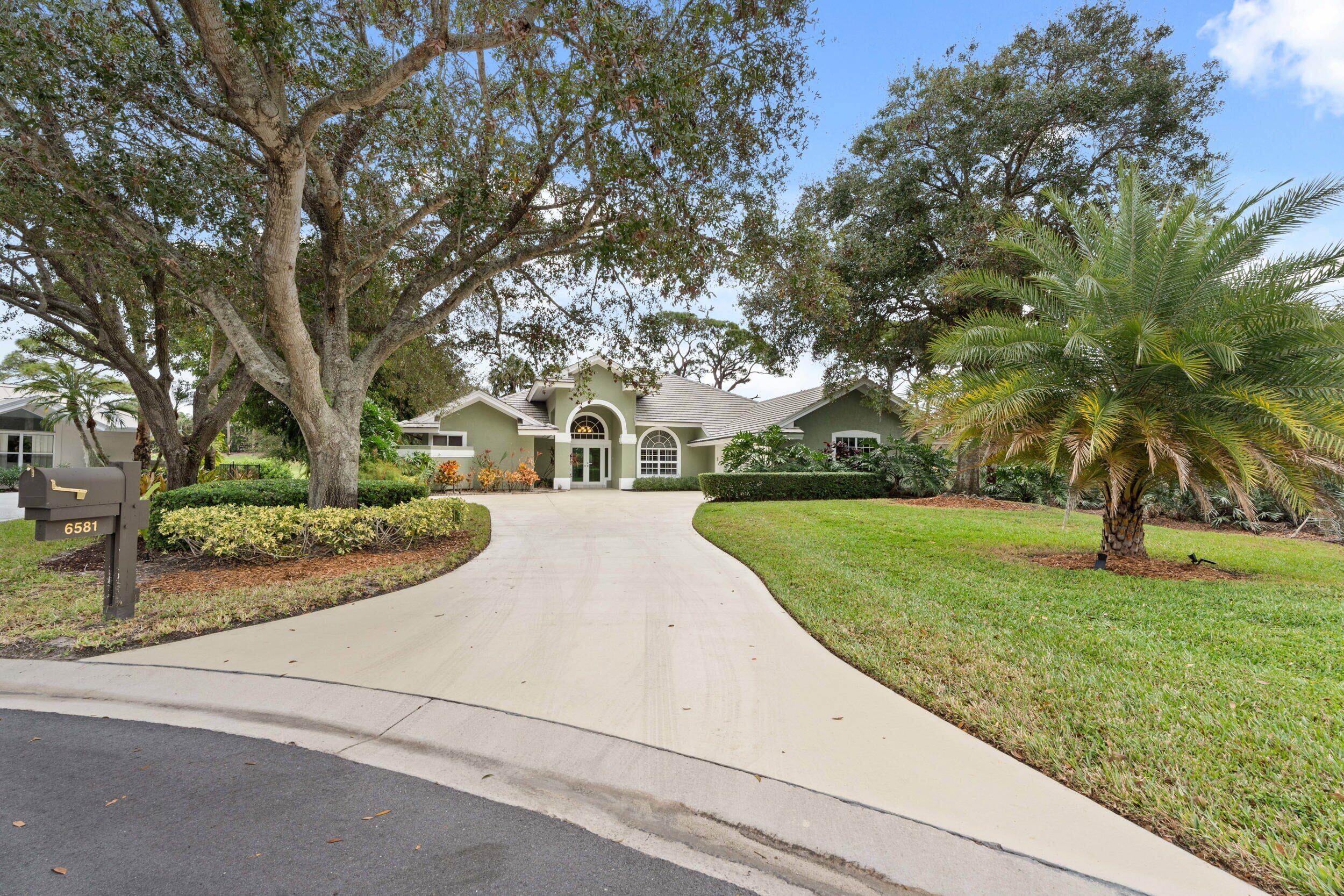 6581 Southeast Baltusrol Terrace Stuart, FL 34997 - Photo 4 of 48 43_smg08657