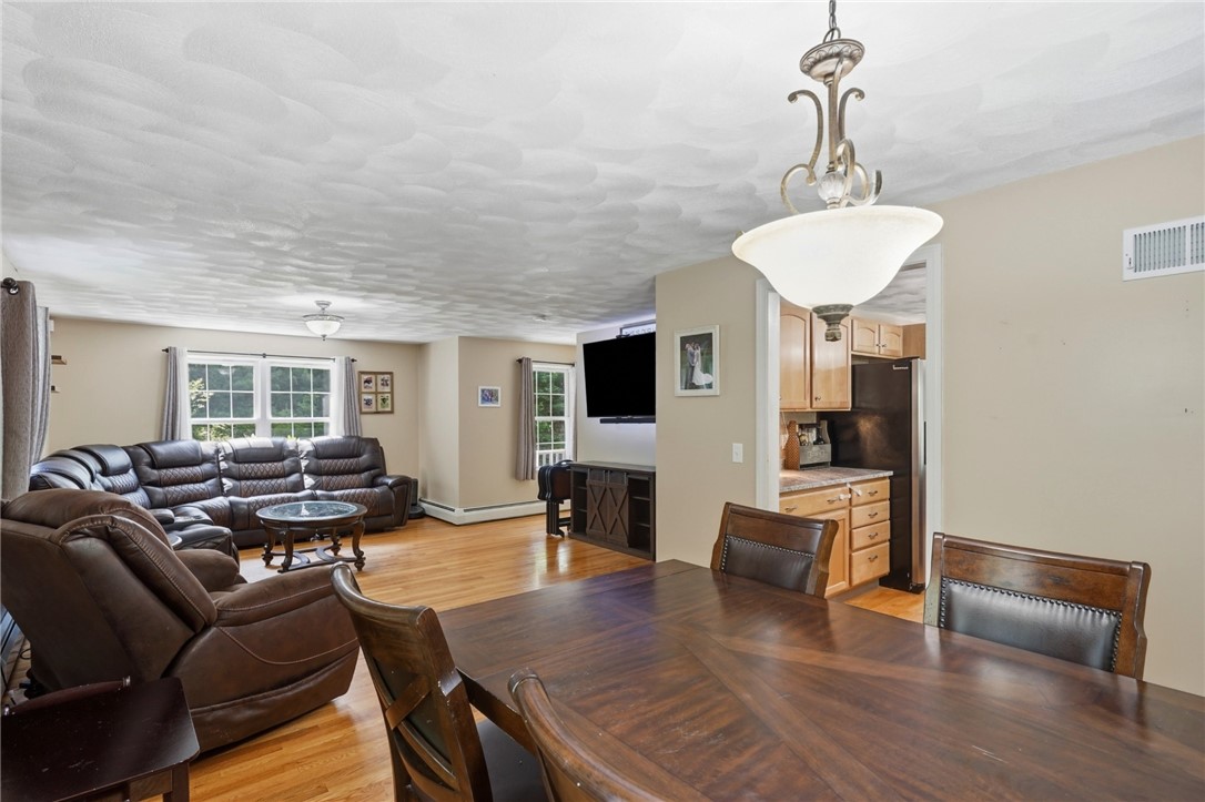 859 Knotty Oak Road Coventry, RI 02816 - Photo 14 of 39