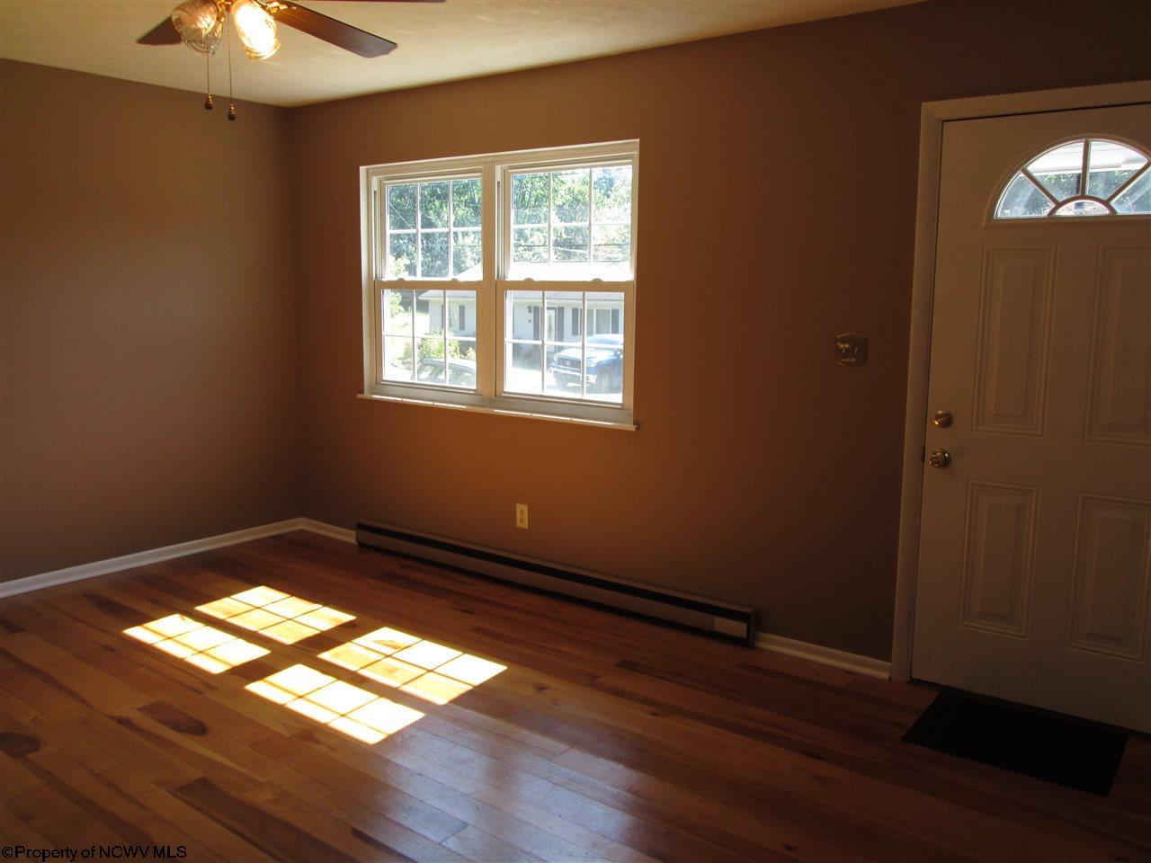 16 England Road Morgantown, WV 26508 - Photo 2 of 17 Gallery Image 2