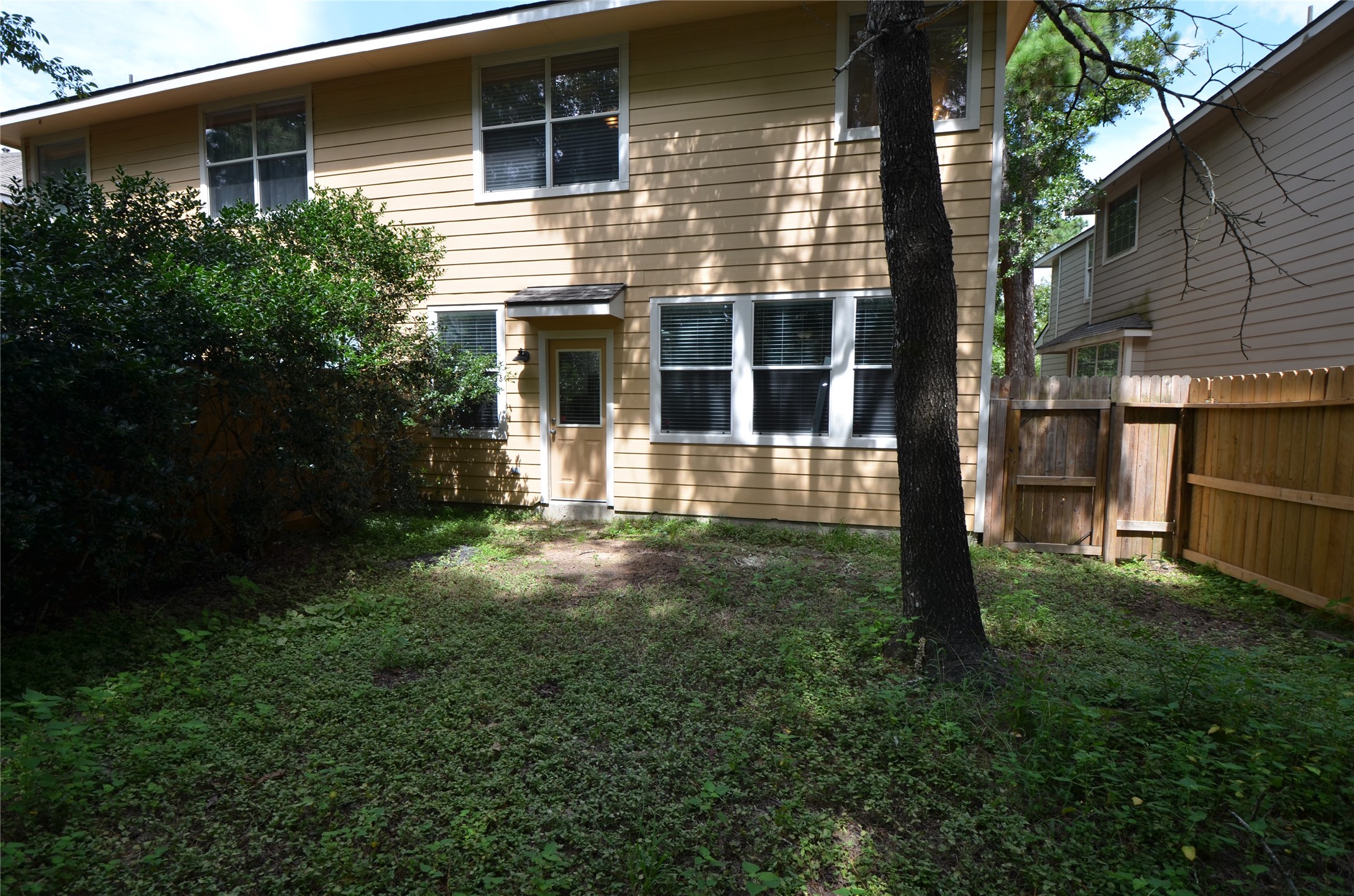 226 West Stedhill Loop Conroe, TX 77384 - Photo 17 of 33