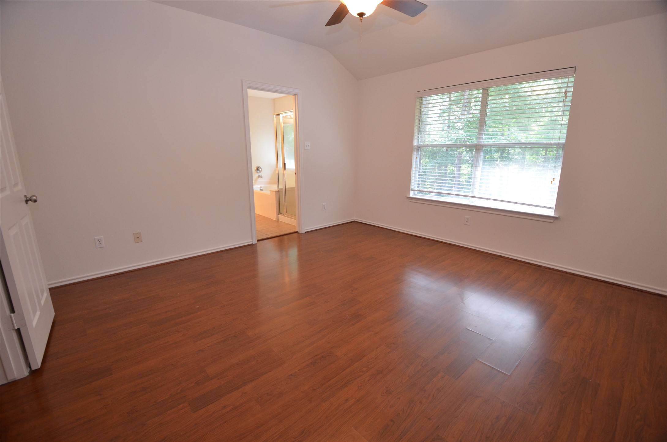 226 West Stedhill Loop Conroe, TX 77384 - Photo 25 of 33