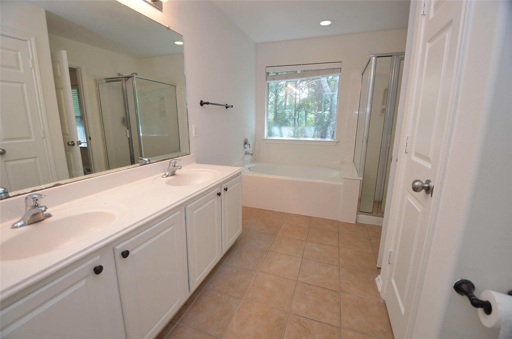 226 West Stedhill Loop Conroe, TX 77384 - Photo 29 of 33